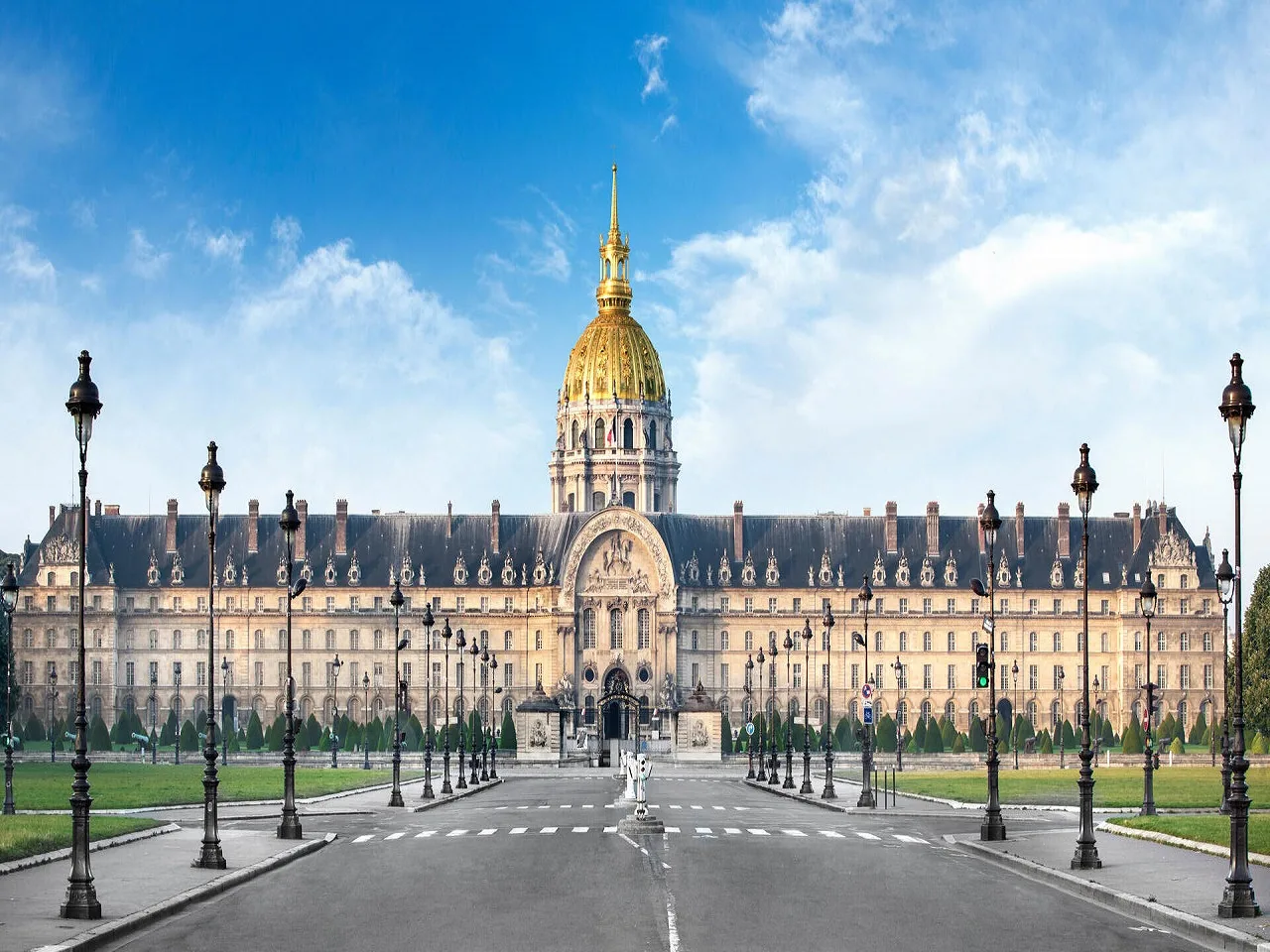 Les Invalides Paris golden dome landmark